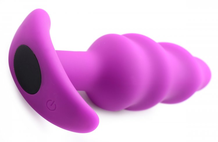 Bang! 21x Vibrating Silicone Swirl w/ remote Butt Plug